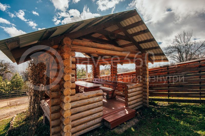 Турбаза Формула, поселок Мезмай, беседка