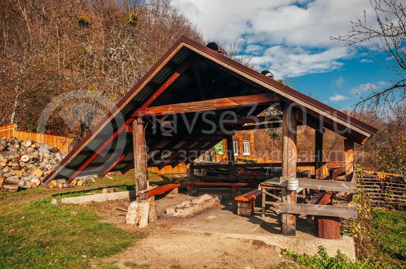 Турбаза Формула, поселок Мезмай, беседка 1