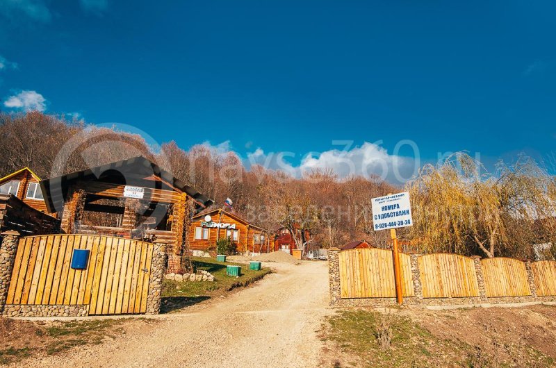 Турбаза Формула, поселок Мезмай, фасад