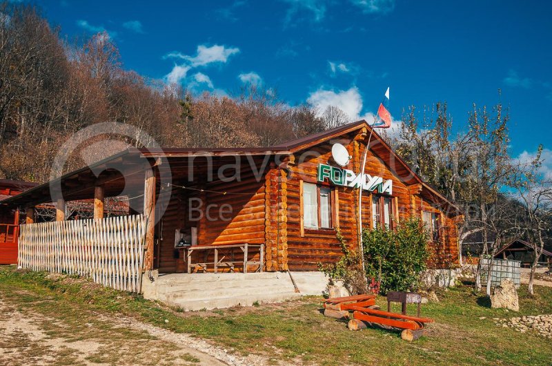 Турбаза Формула, поселок Мезмай, коттедж 1